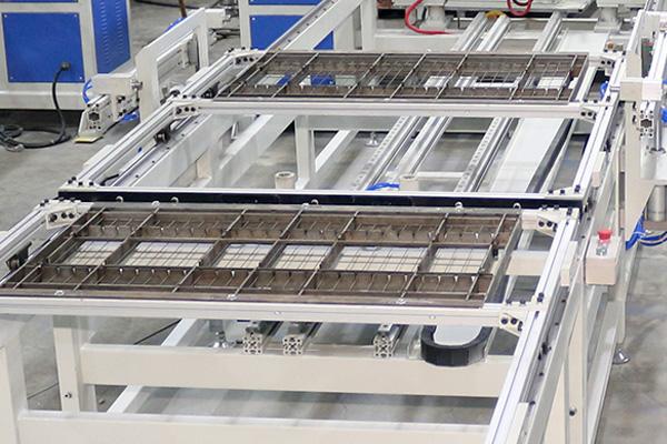 HWASHI Otomatik Tel örgüsü Panel Kafes Saldırma Makinesi Saldırılmış Tel örgüsü için 4