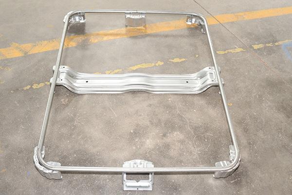 Elektrikli IBC Tote Kafes Kaynak Makinesi 50Hz PLC Kontrol 225KVA 12