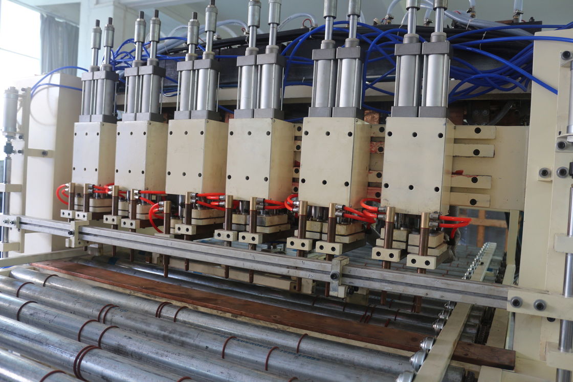 Çelik raf sertleştiricileri için otomatik gantry tipi çok noktalı kaynak makinesi
