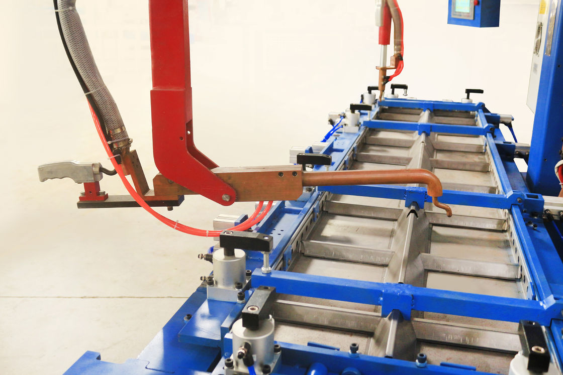 CE/CCC/ISO Standart Yaprak metal kaynak makinesi, metal plaka ve yaprak metalinin hassas nokta kaynak makinesi